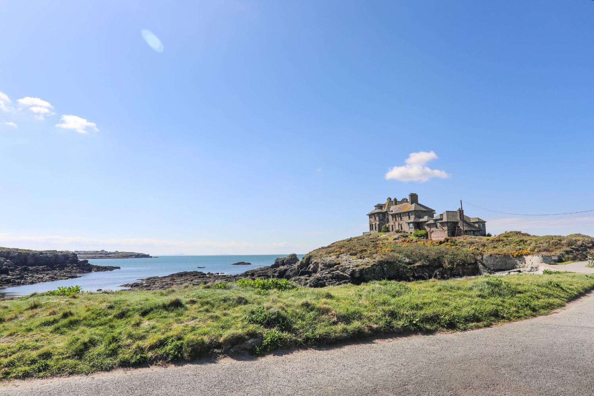 Villa Min Y Mor Trearddur Bay Exterior foto